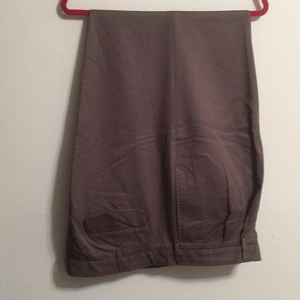 Savane Dress pants NWOT size 42-32